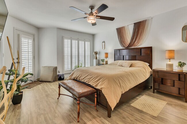 Building Photo - 224 Glenstone Cir