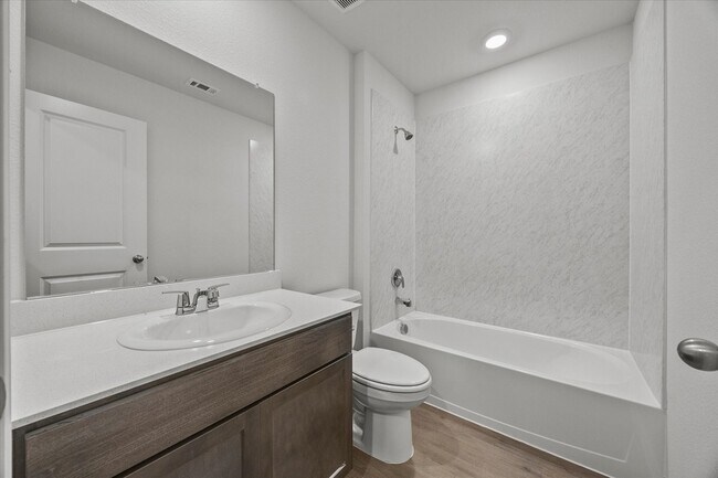 Building Photo - 2307 Albert Ln