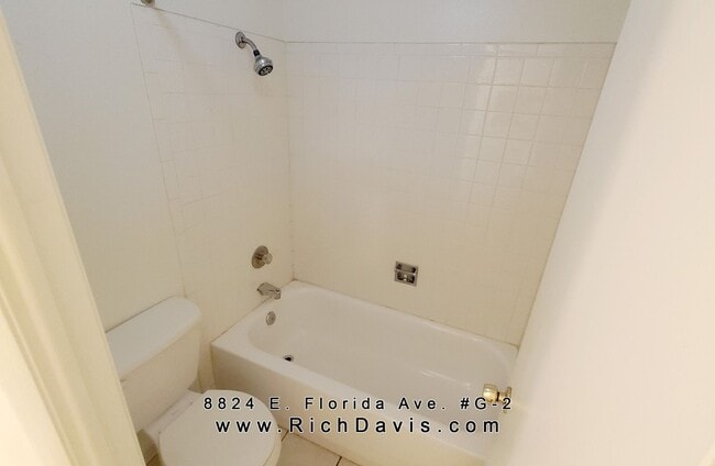 Building Photo - Great location off Leetsdale/Parker and Florida with lots of amenities such as pool, hot tub, clu...