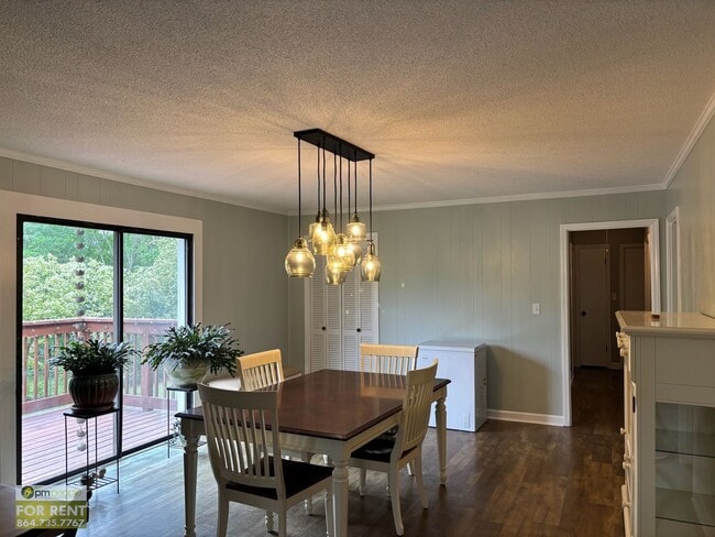 Building Photo - Charming Easley 3/2 Coming Available!