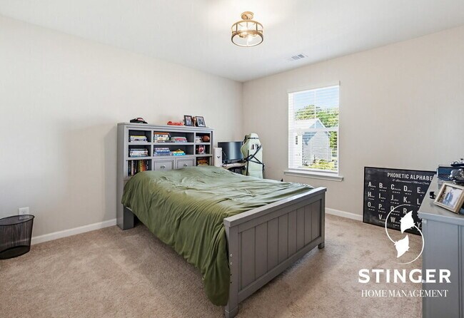 Building Photo - 1214 Danner Dr