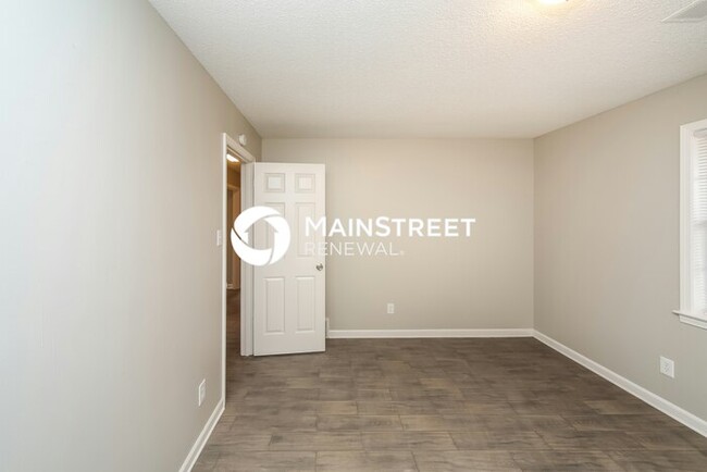 Building Photo - 7644 Millbridge Dr
