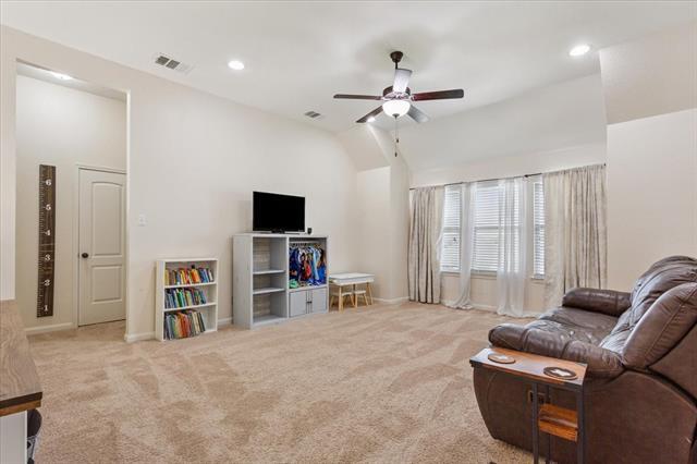 Building Photo - 10856 Burnham Dr