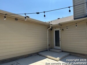Building Photo - 15766 Cotton Tail Ln