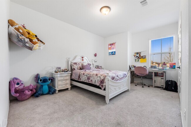 Building Photo - 11918 Autumn Leaf Dr