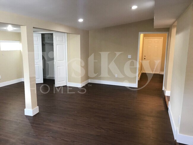 Building Photo - 1420 NW 176th Terrace