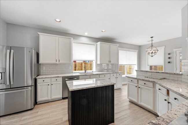 Building Photo - 7531 Fall Creek Bend Ct