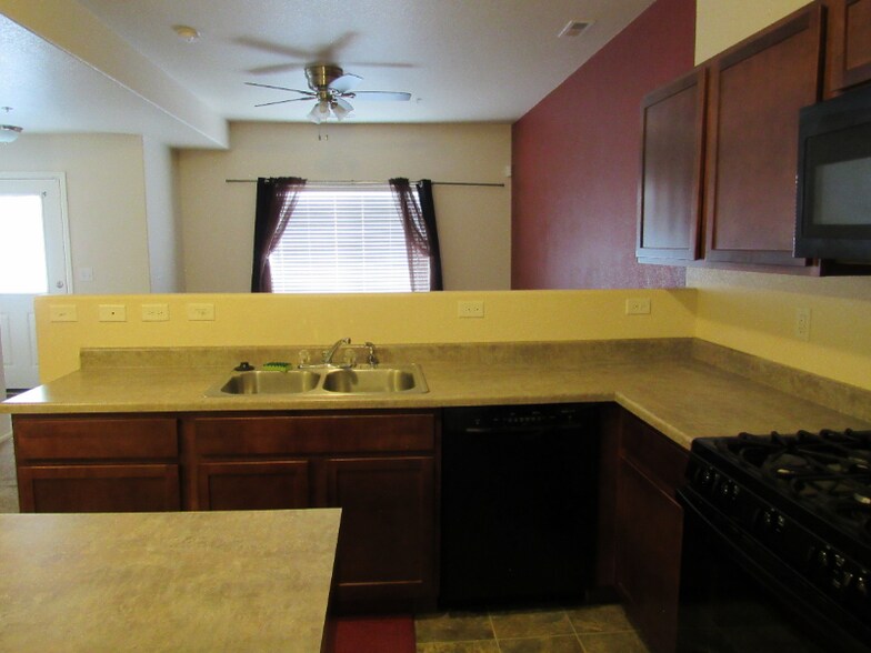 Building Photo - 3118 Wilde Dr