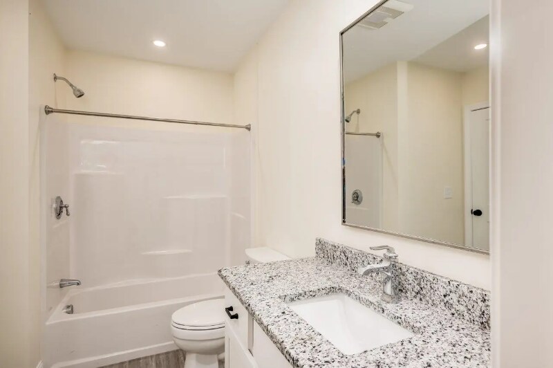 Building Photo - 725-727 Central Ave