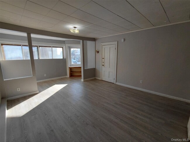 Building Photo - 87 W Pierpont St