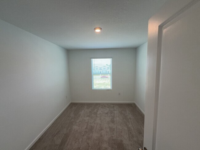 Building Photo - 4216 Sadler Rd