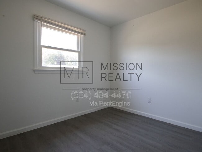Building Photo - 1649 Delmar Ave