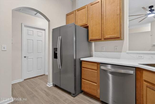 Building Photo - 14344 Summer Breeze Dr