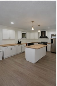 Building Photo - 201 Sheffield Ln