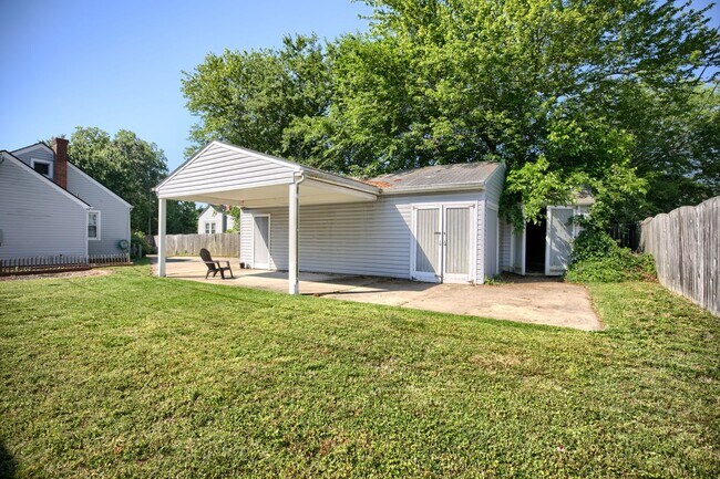 Building Photo - Call Sabrina Thomas at 757-767-0767 for more information
