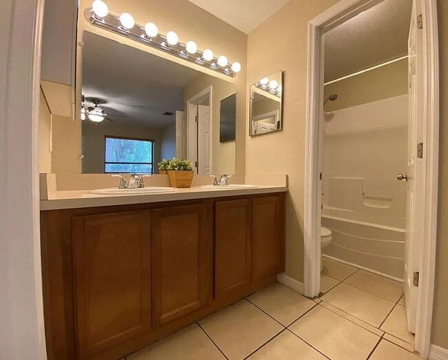 Building Photo - 3254 Howell Branch Rd