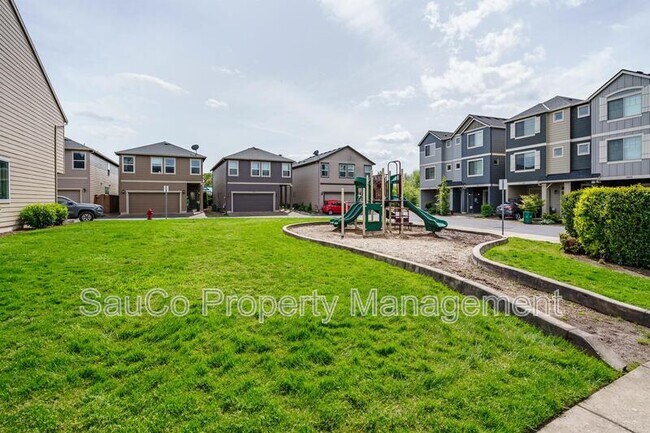 Building Photo - 2973 25th Ave