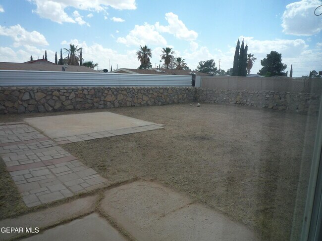 Building Photo - 11128 Wharf Cove Dr