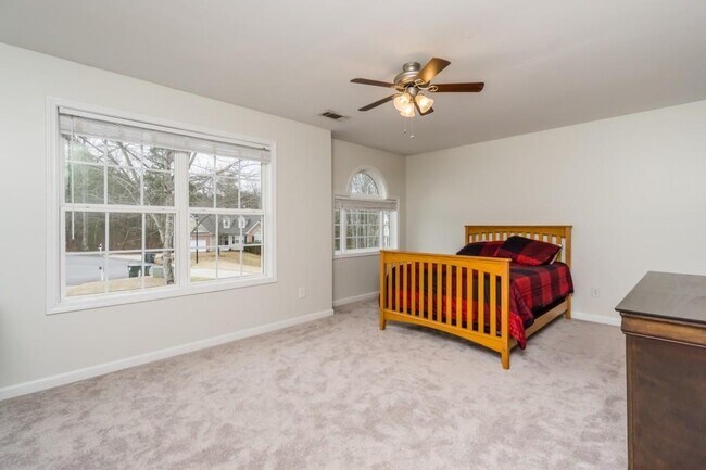 Building Photo - 8860 Penbrooke Ct