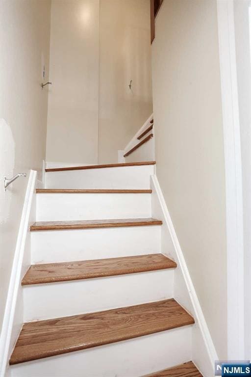 Building Photo - 7-09-9 Campbell Rd