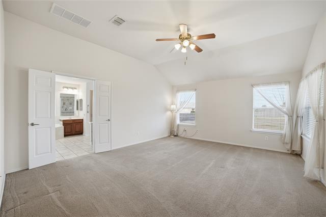 Building Photo - 209 Lariat Dr