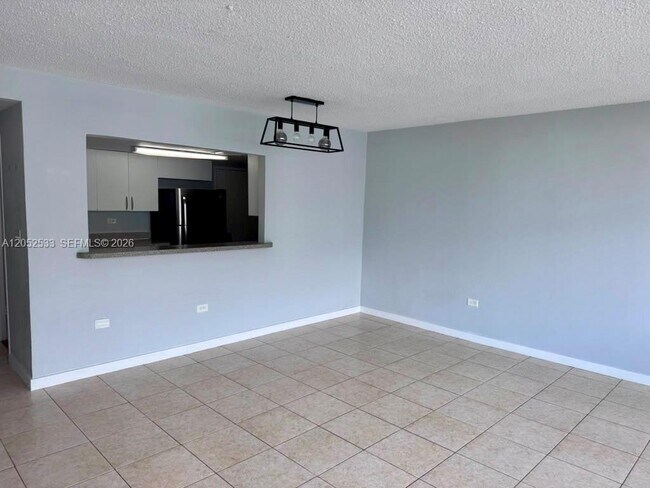 Building Photo - 7545 E Treasure Dr