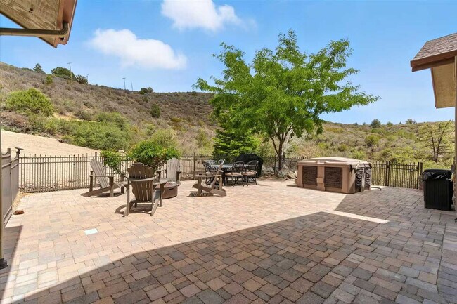 Building Photo - 1670 South Maddi-SI ID1475807P