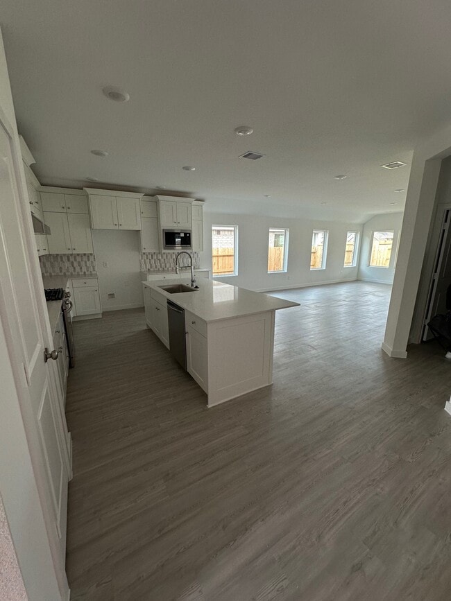 Building Photo - 16234 Rock Hollow Bend Ln