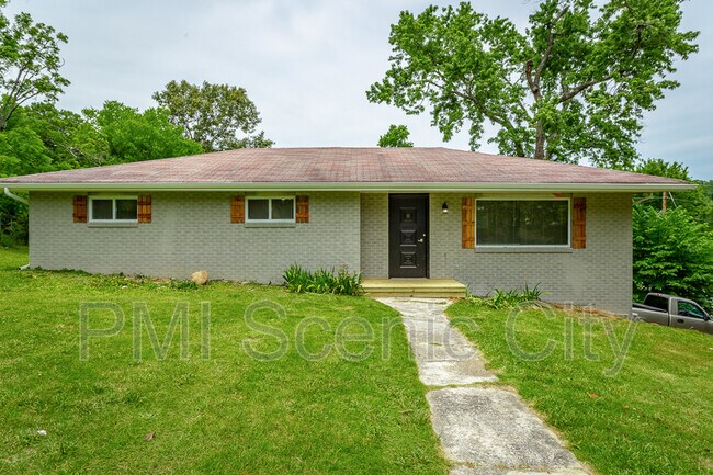 Building Photo - 1375 Orbit Dr