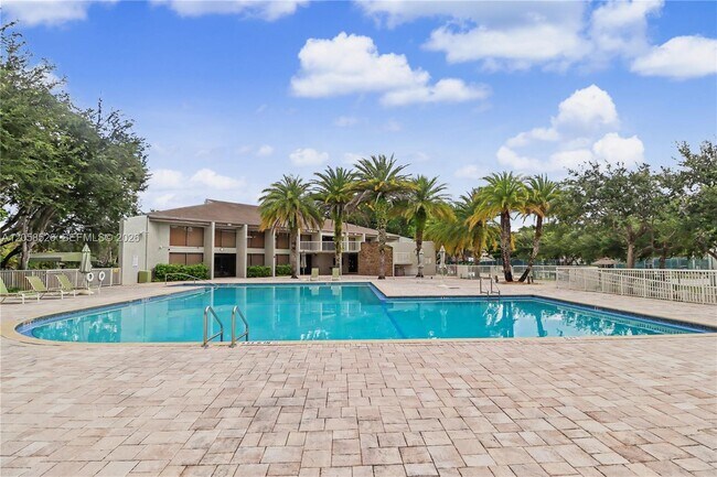 Building Photo - 11459 SW 110th Ln