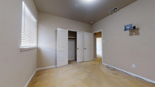 Building Photo - 14010 Cypress Meadows Dr