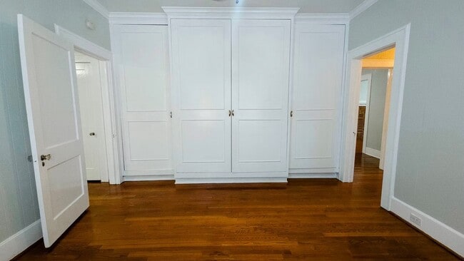 Building Photo - 2039 W Main St