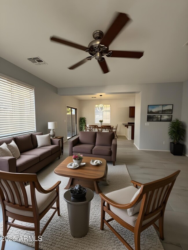 Building Photo - 848 S Colonial Dr