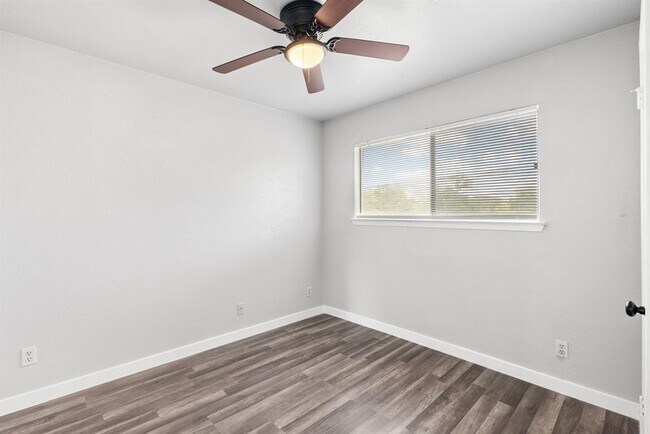 Building Photo - 7505 St Amant Pl