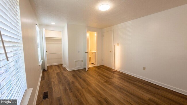 Building Photo - 1463 Mobley Ct