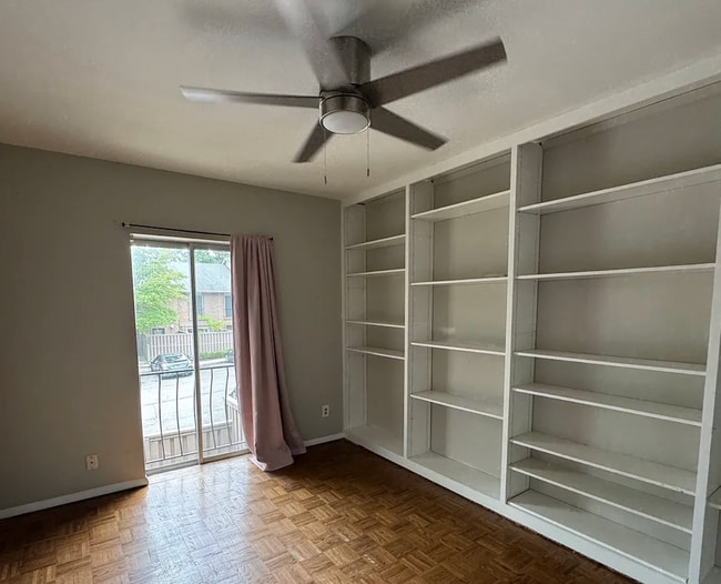 Building Photo - 3636 Taliluna Ave