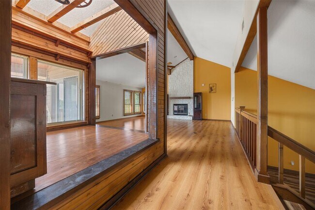 Building Photo - 6007 Ivy Hills Dr