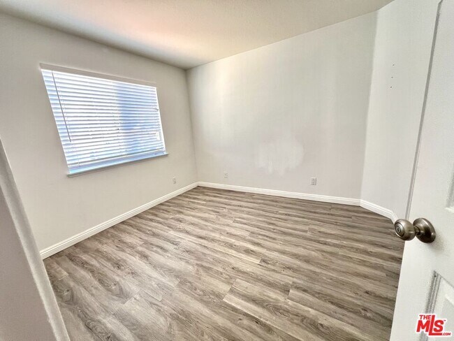 Building Photo - 18449 Buttonwood Ln