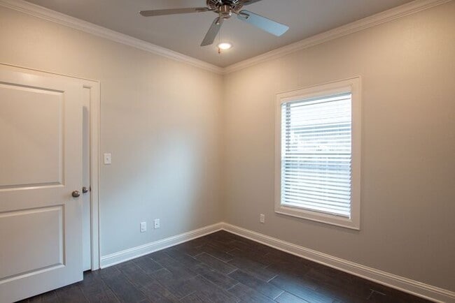 Building Photo - Available Now! Stunning 3 Bedroom 2 Bath Home in Whitehouse!