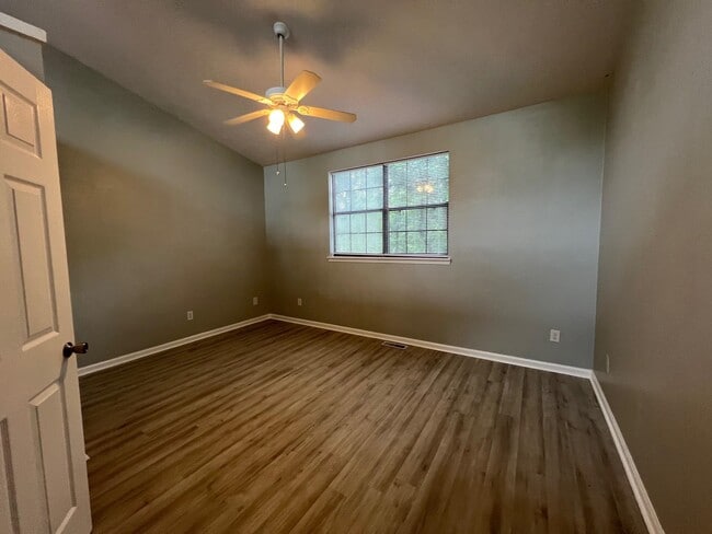 Building Photo - 3427 Sedona Loop