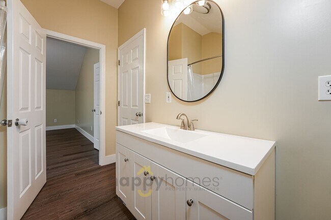 Building Photo - 2 Bed 2 Bath on Johns Island
