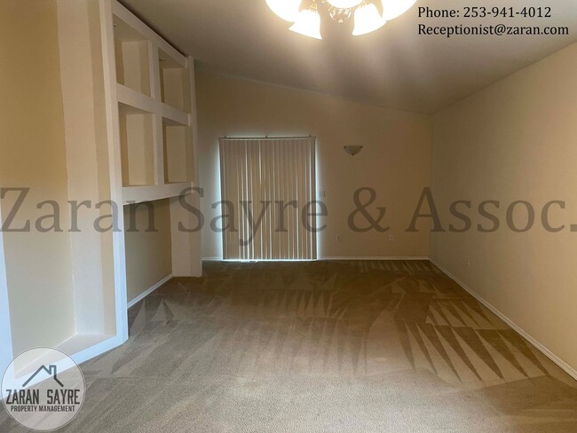 Building Photo - 109- Lovely home on Tacoma's Eastside!