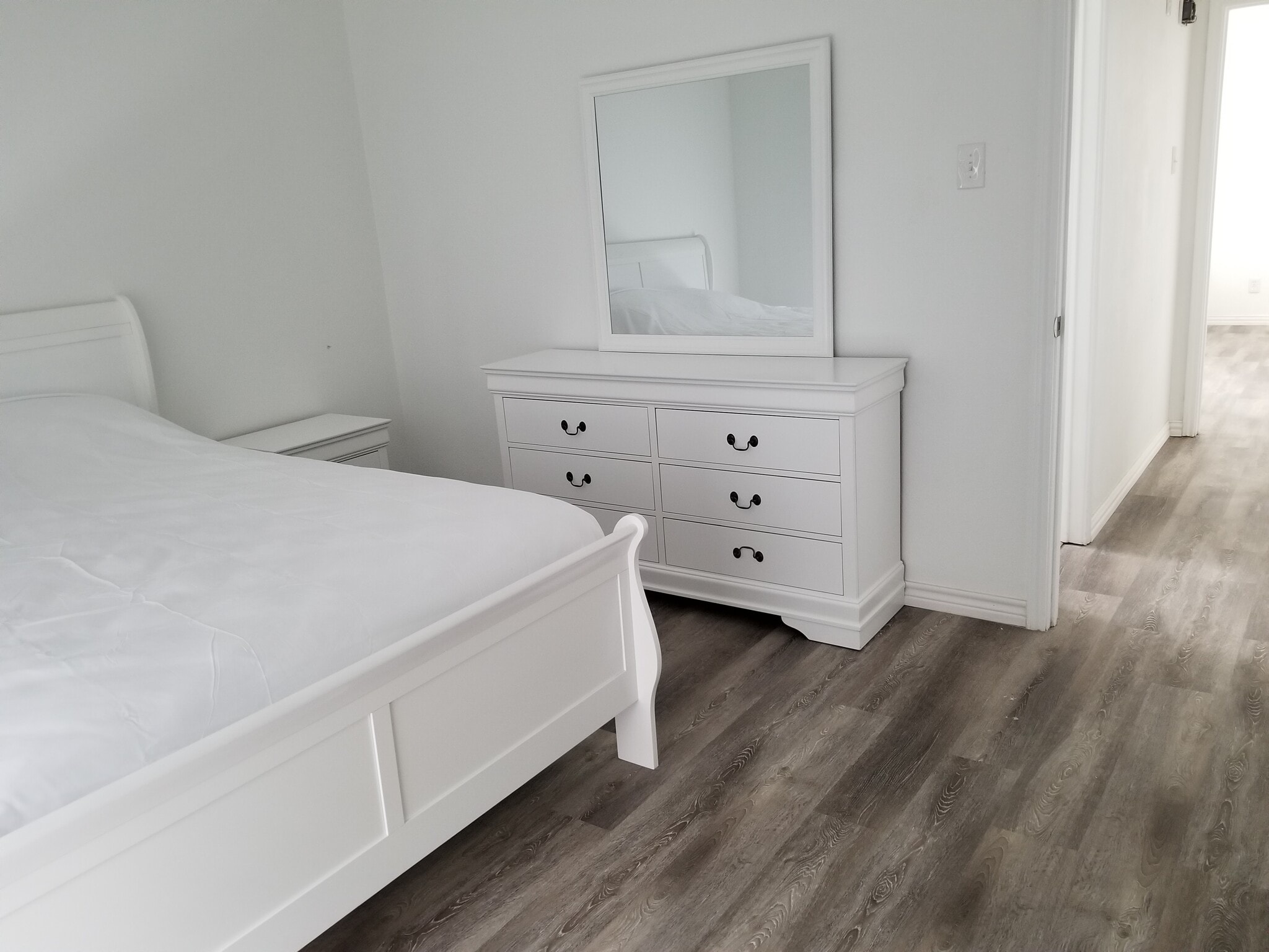 Building Photo - 5750 Phoenix Dr