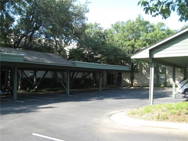 Building Photo - 11970 Jollyville Rd