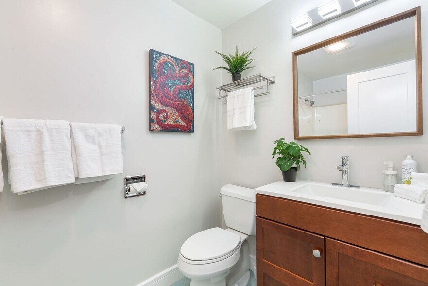 Building Photo - 2404 SW 104th St