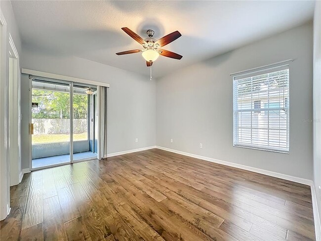 Building Photo - 3101 E Washington St