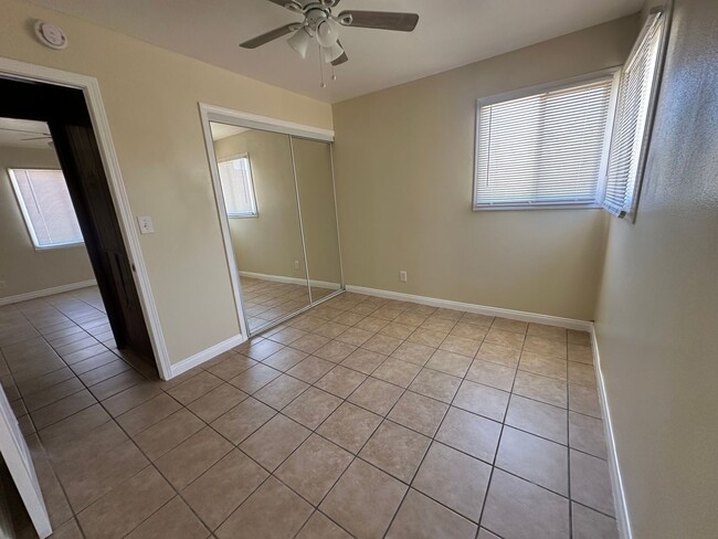 Building Photo - Welcome to your 2 bedroom 1 bath home!