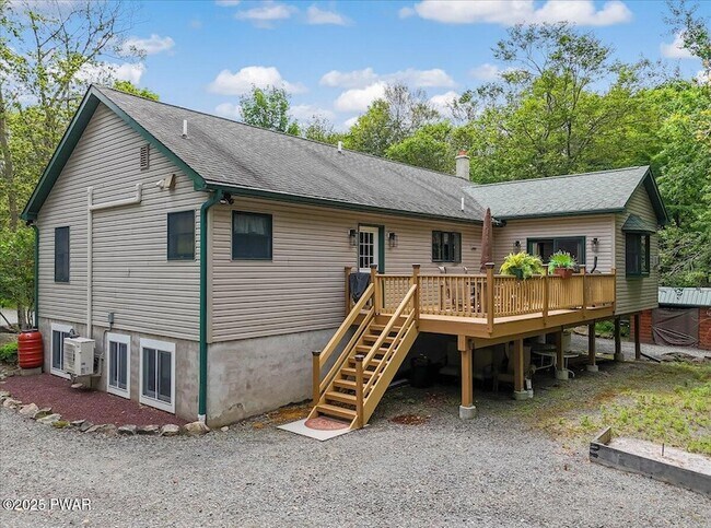 Building Photo - 134 Split Rock Rd