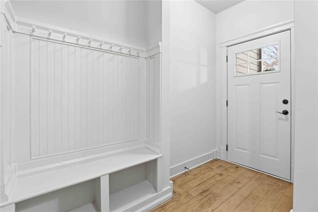 Building Photo - 501 Ridge View Crossing