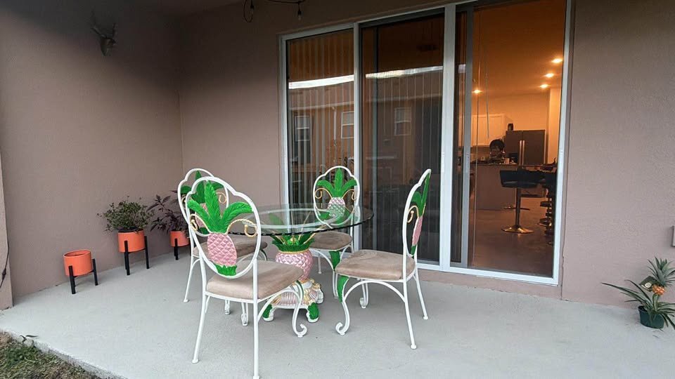 Building Photo - 1623 Thicket Ave